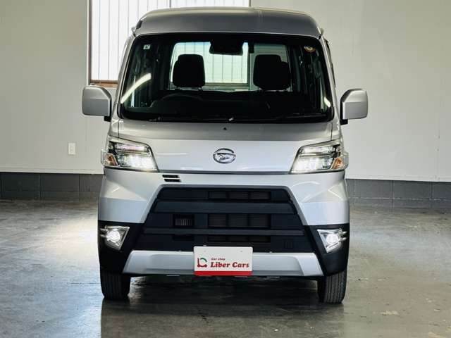 Daihatsu Hijet Cargo 9