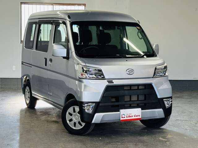 Daihatsu Hijet Cargo 10