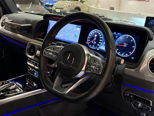 Mercedes-Benz G-Class 6