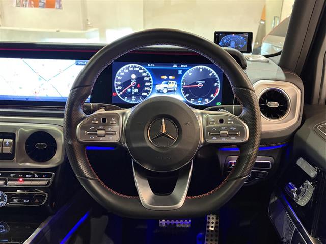 Mercedes-Benz G-Class 7