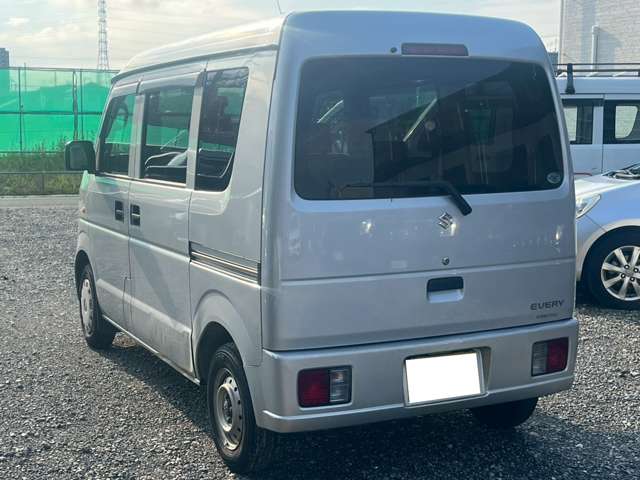 Suzuki Every 11