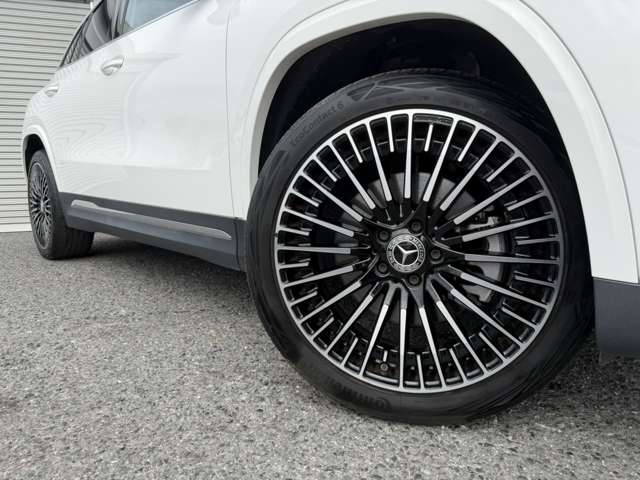 Mercedes-Benz EQA 12