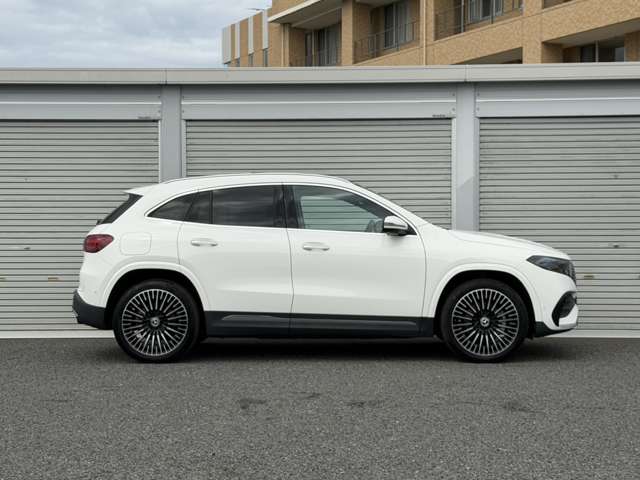 Mercedes-Benz EQA 10
