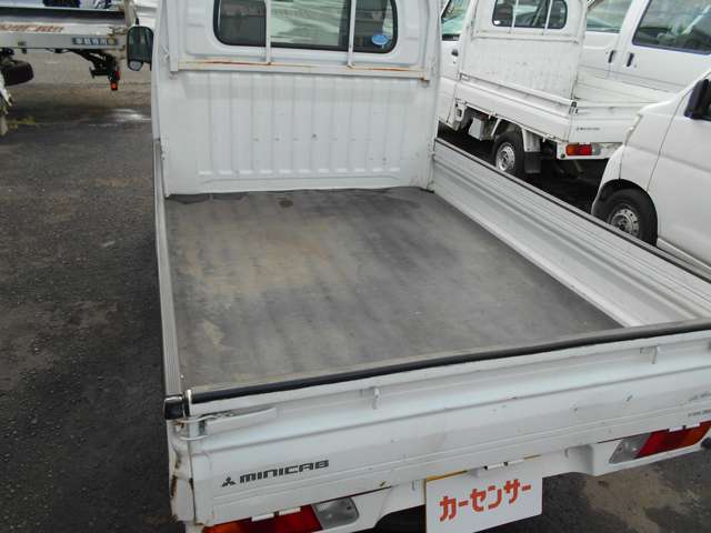 Mitsubishi Minicab Truck 11
