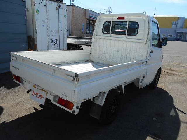 Mitsubishi Minicab Truck 7
