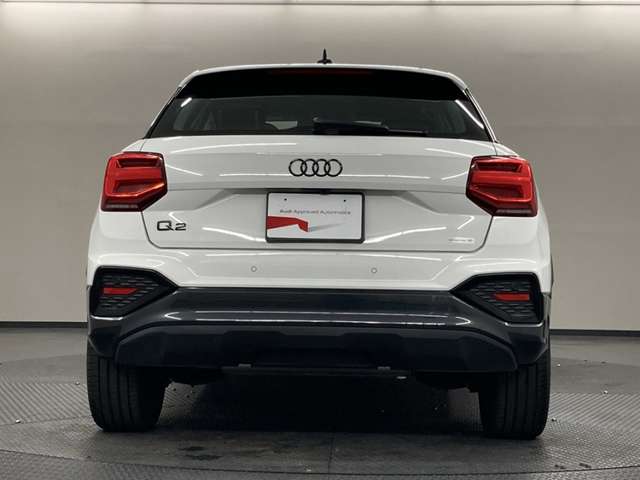 Audi Q2 4