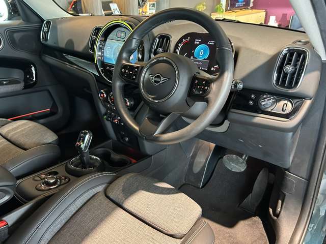 MINI Crossover 5