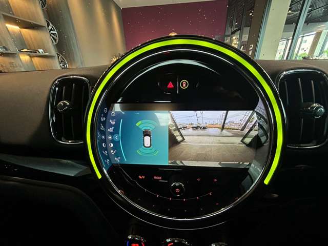 MINI Crossover 8