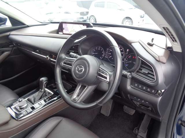 Mazda CX-30 5