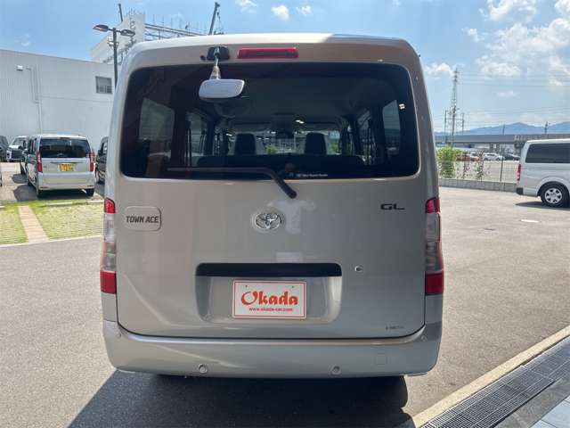 Toyota Town Ace Van 7