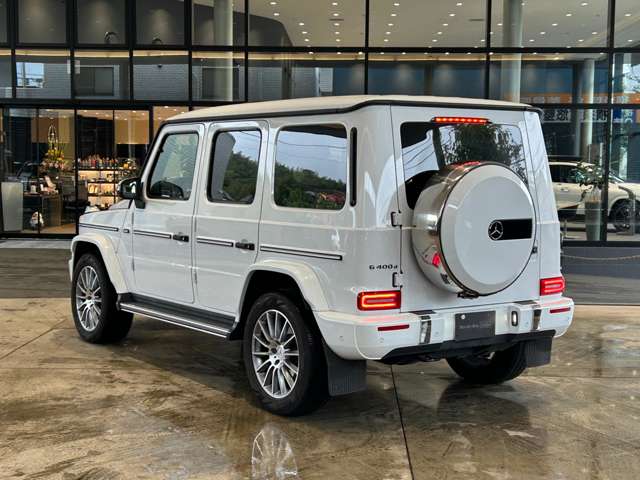 Mercedes-Benz G-Class 4