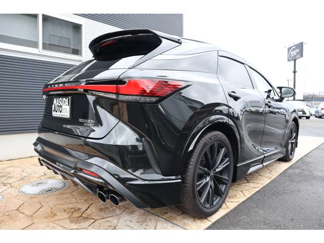 Lexus RX 7