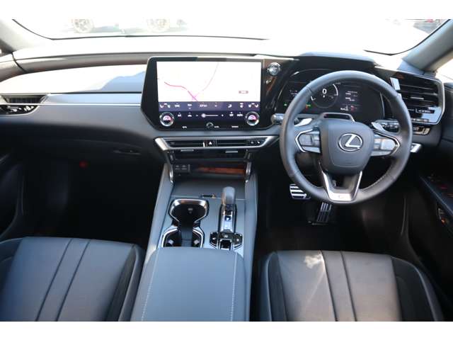 Lexus RX 8
