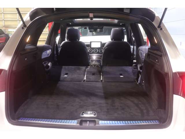 Mercedes-Benz GLC 10