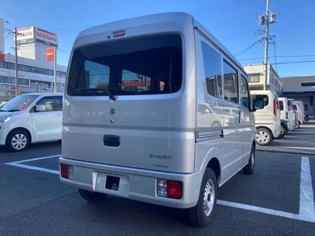 Suzuki Every 7