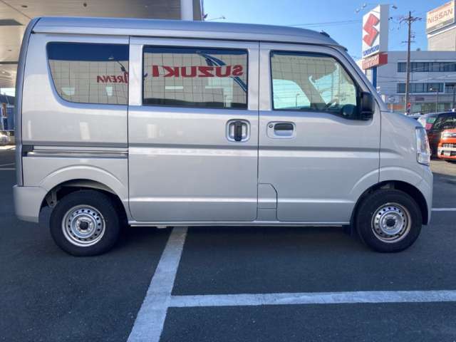 Suzuki Every 8