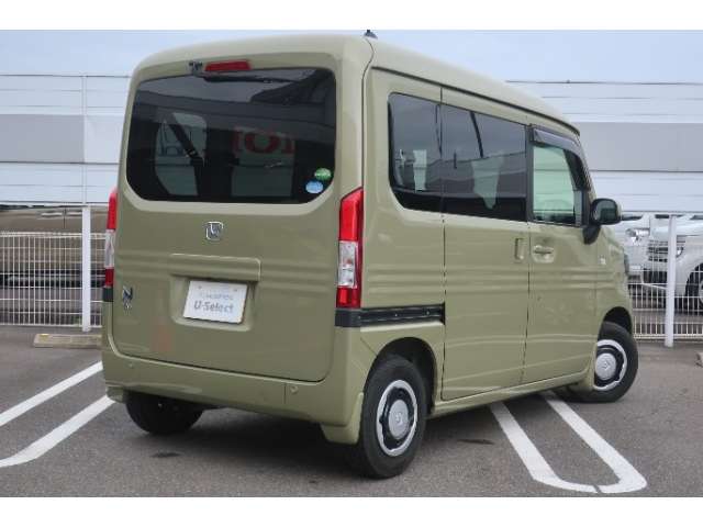 Honda N-VAN 9
