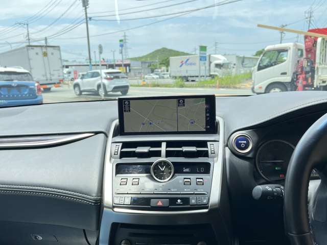 Lexus NX 2