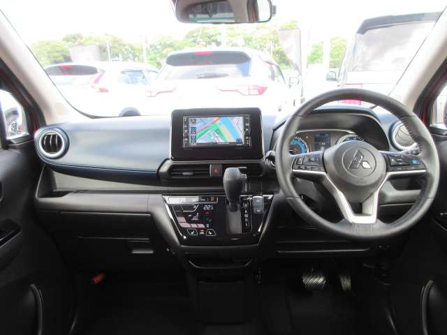 Mitsubishi eK X 2