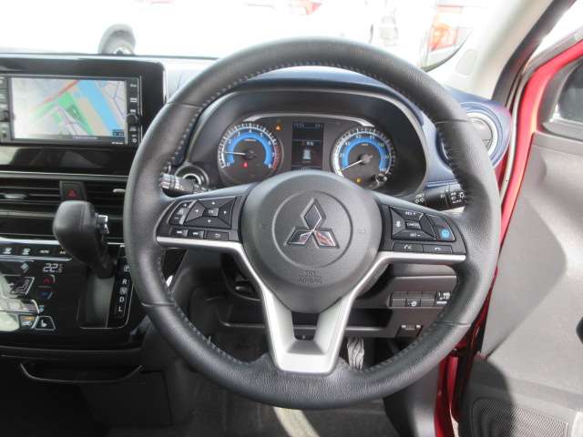Mitsubishi eK X 6