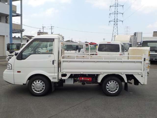 Mazda Bongo Truck 8