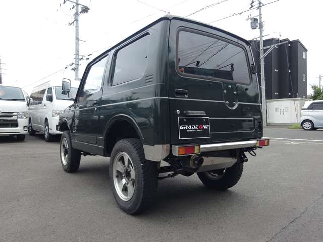 Suzuki Jimny 7