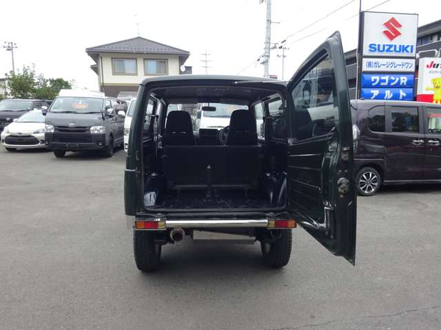 Suzuki Jimny 10
