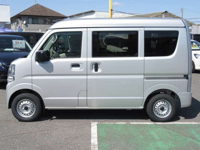 Suzuki Every 12