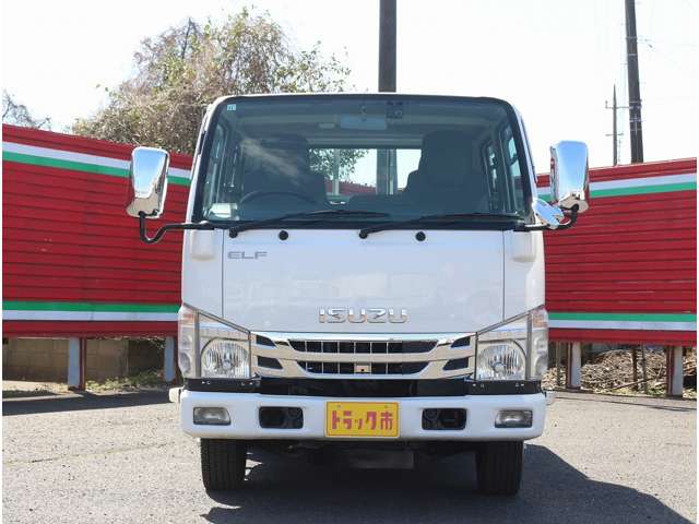Isuzu Elf 6