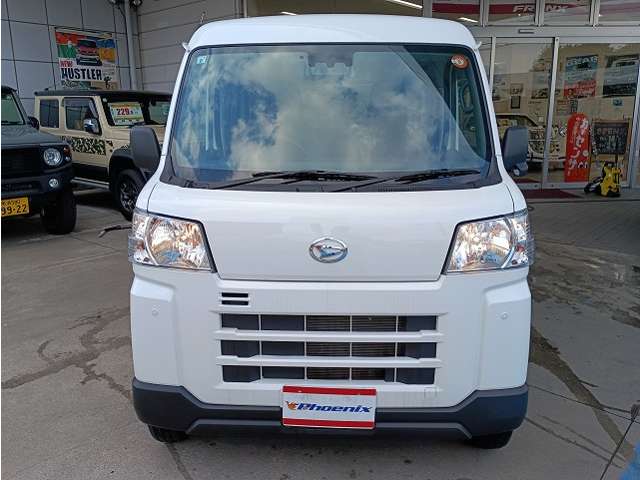 Daihatsu Hijet Cargo 12