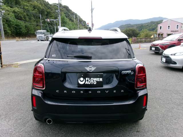 MINI Crossover 5