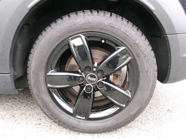 MINI Crossover 9