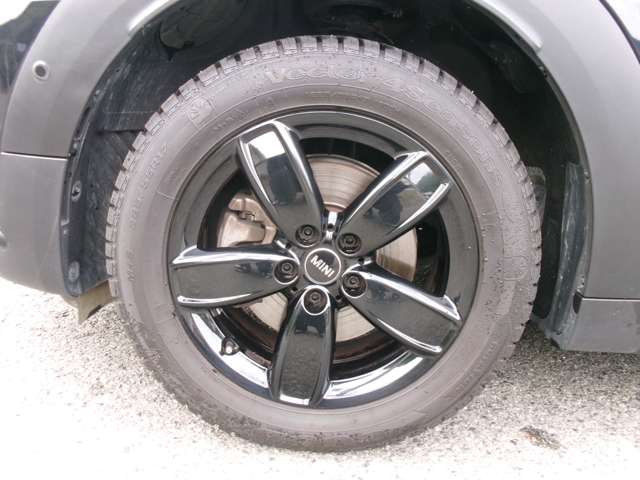 MINI Crossover 10