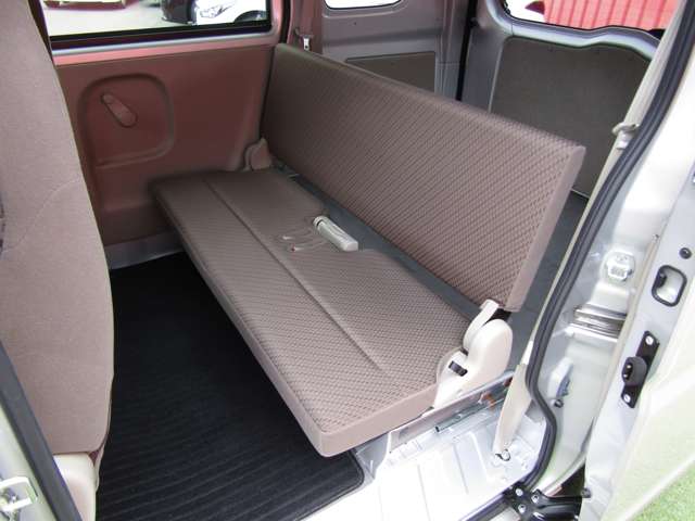 Nissan NV100 Clipper 10