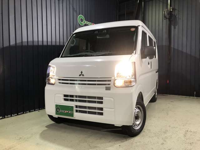 Mitsubishi Minicab Van 8