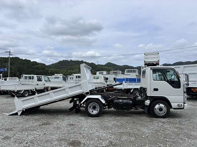 Isuzu Elf 5