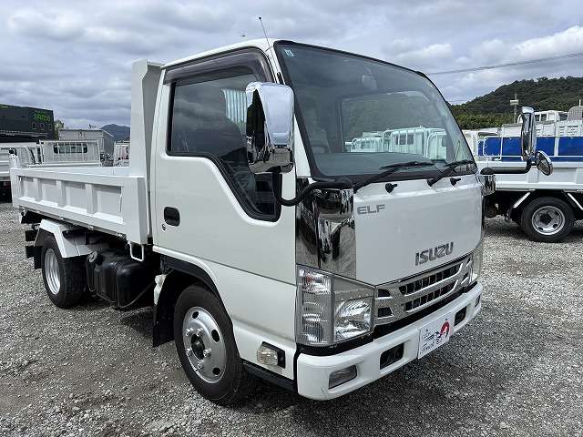 Isuzu Elf 10