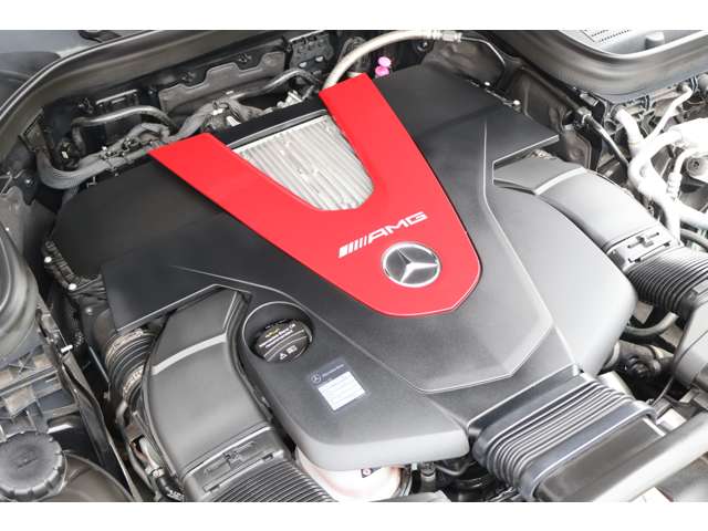 Mercedes-Benz GLC 8