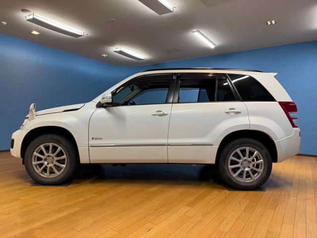 Suzuki Escudo 7