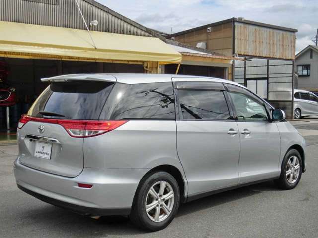 Toyota Estima 6