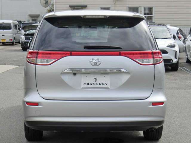 Toyota Estima 10