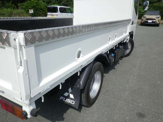 Mitsubishi Fuso Canter 12