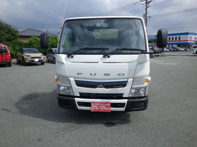 Mitsubishi Fuso Canter 4