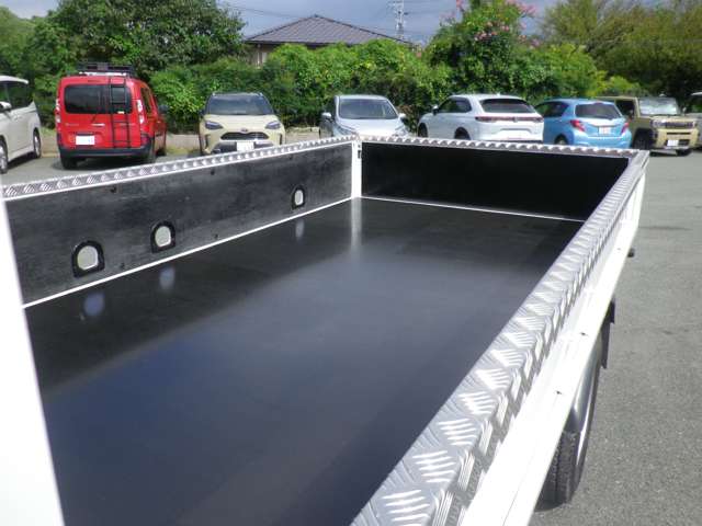 Mitsubishi Fuso Canter 7