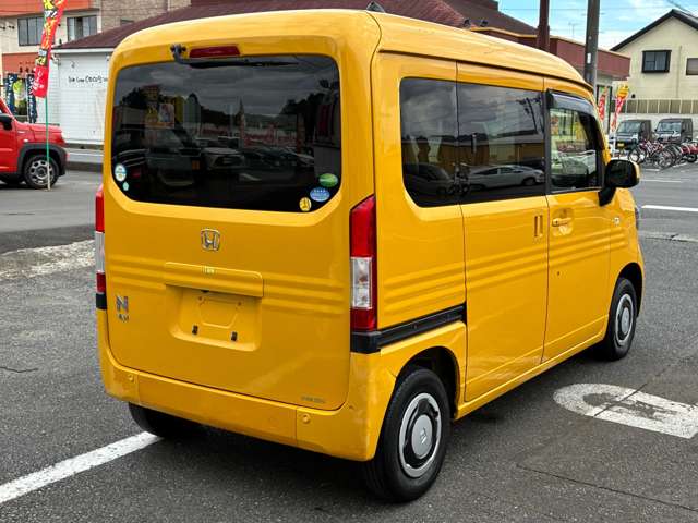 Honda N-VAN 11