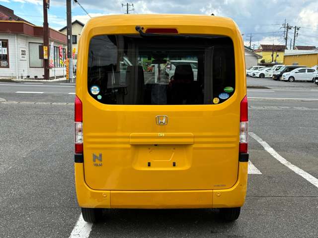 Honda N-VAN 12