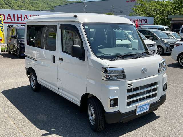 Daihatsu Hijet Cargo 7