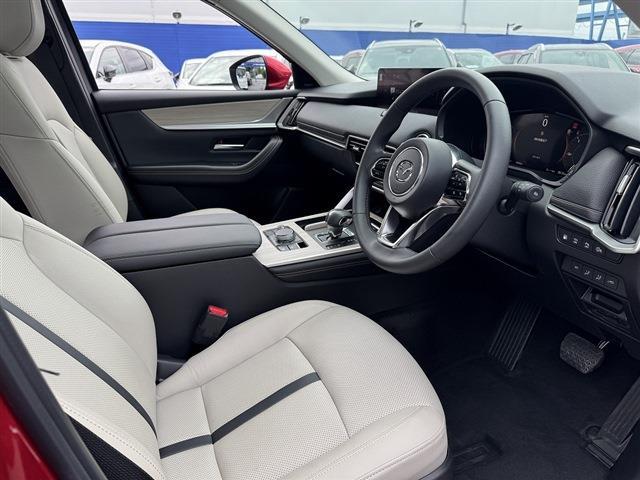 Mazda CX-80 10