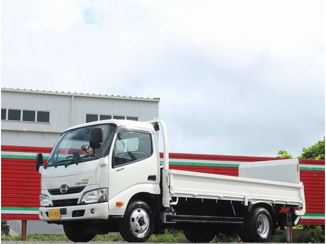 Hino Dutro 5