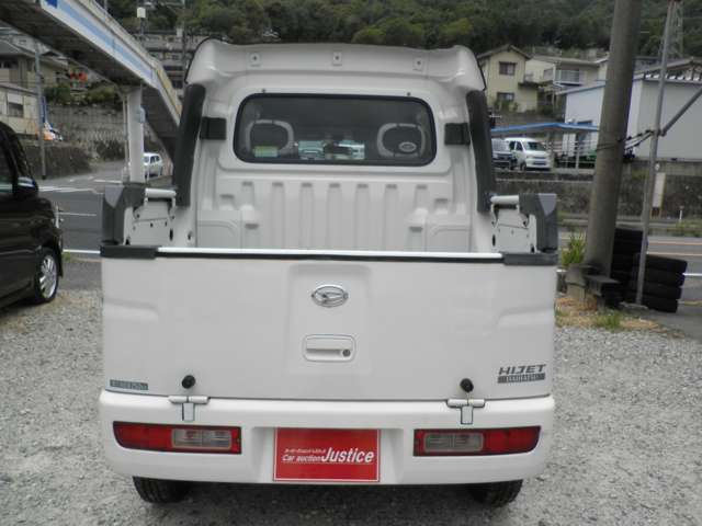Daihatsu Hijet Deck Van 6
